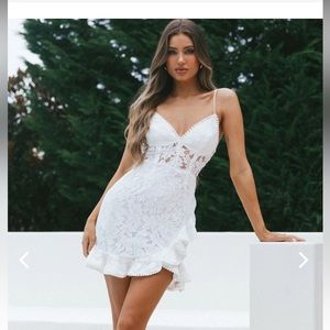 NWT selfie Leslie ruffle trim mini dress white size S